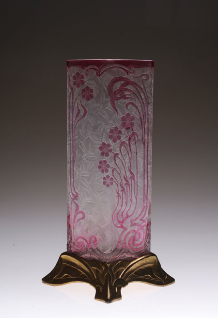 Baccarat Acid Etched Vase pink_c0108595_1584074.jpg