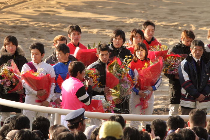 荒尾競馬 グランドフィナーレ その2_a0077663_8365128.jpg