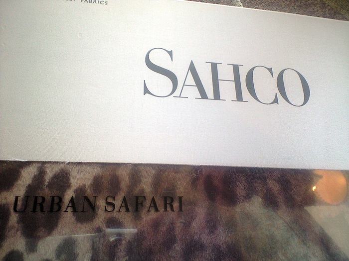 ドイツ「SAHCO・サコ」「Urban Safari」  アニマル柄のファブリック_c0157866_18272079.jpg