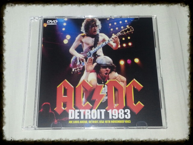 AC/DC / LIVE AT BUDOKAN_b0042308_0352376.jpg