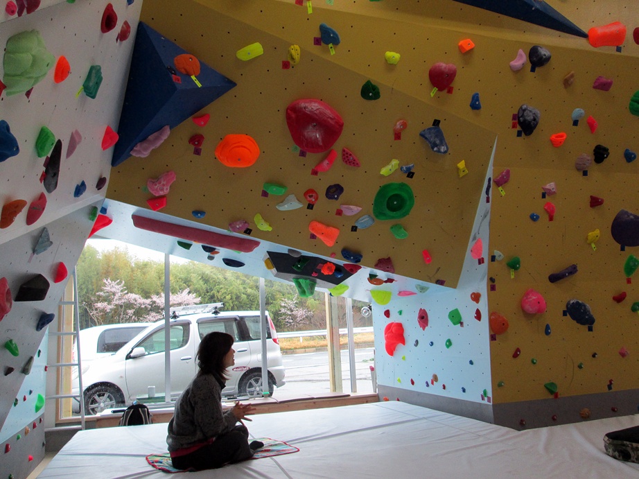 Bouldering gym・ROCKESTRA open !!_f0050226_10182543.jpg