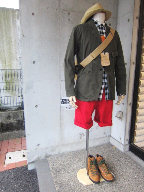 Kato BASIC ・・・ 名品!伝説!?に成りますかねェ。。。DOT 柄 7分袖 B/Dシャツ!★!_d0152280_18311450.jpg