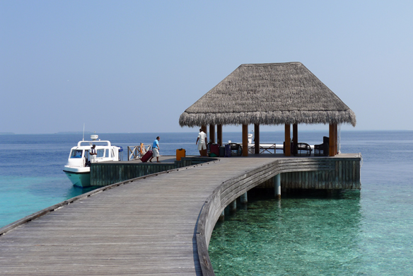 Dusit Thani Maldives デュシタニ・モルディブ 2013 - 7　デュシタニ到着_c0147790_23152667.jpg