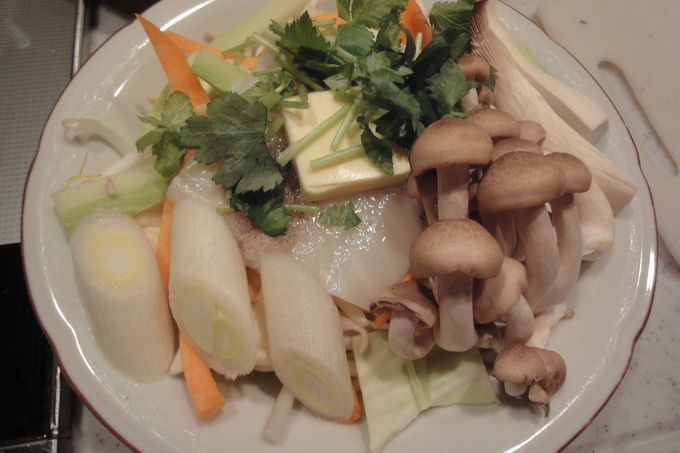 低カロリー晩ご飯、簡単・短時間の野菜とアブラカレイのレンジ蒸し_e0221199_19455936.jpg