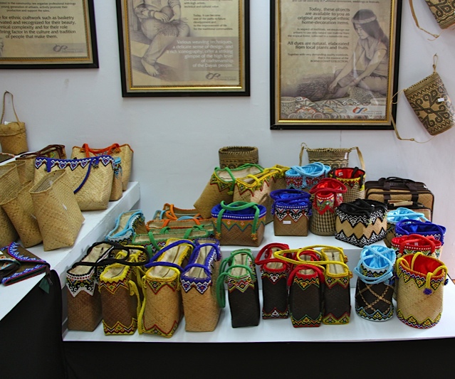 Baskets from Kalimantan_f0197215_18143818.jpg