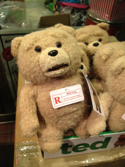 ted（テッド）ぬいぐるみ（R-Ratedバージョン）＆クリップ