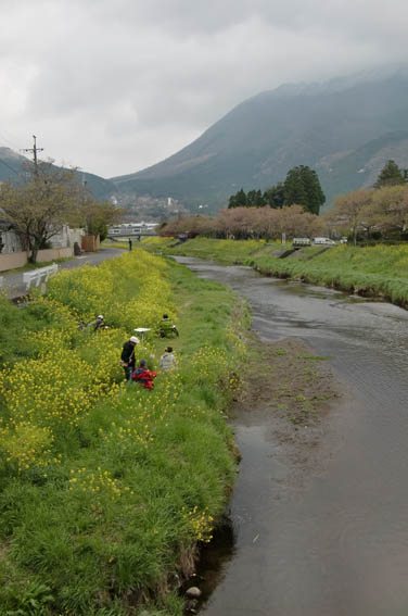 湯布院スケッチ_f0176370_14535265.jpg