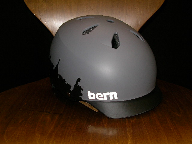 bernヘルメット大量入荷! その2_b0189682_10453986.jpg