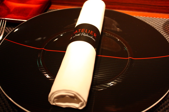 ラトリエ・ドゥ・ジョエル・ロブション （L\'ATELIER de Joel Robuchon）_d0150287_2315211.jpg