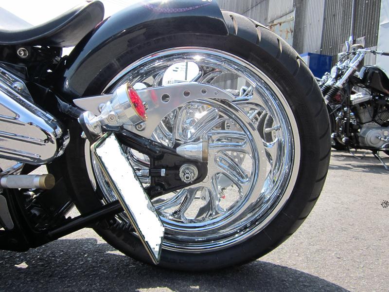 TC88 FXSTS : NUTS CUSTOM CYCLES TC88 FXSTS : NUTS CUSTOM CYCLES