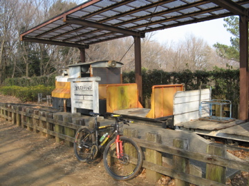 自転車のある風景　11　銀河ステーション_a0117599_21485985.jpg