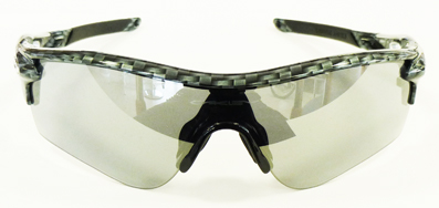 OAKLEY2013年春・スイッチロック搭載スポーツスペシフィックアイウェアニューカラー登場!_c0003493_10402046.jpg