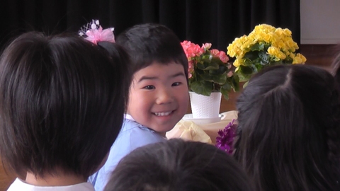 最後の、幼稚園送り出し_d0191262_14532287.jpg