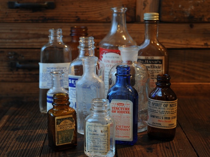 glass bottle_a0214096_13215594.jpg