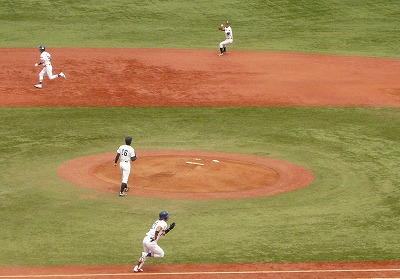 専修大対駒澤大 4月9日 東都大学野球1部_b0166128_82381.jpg