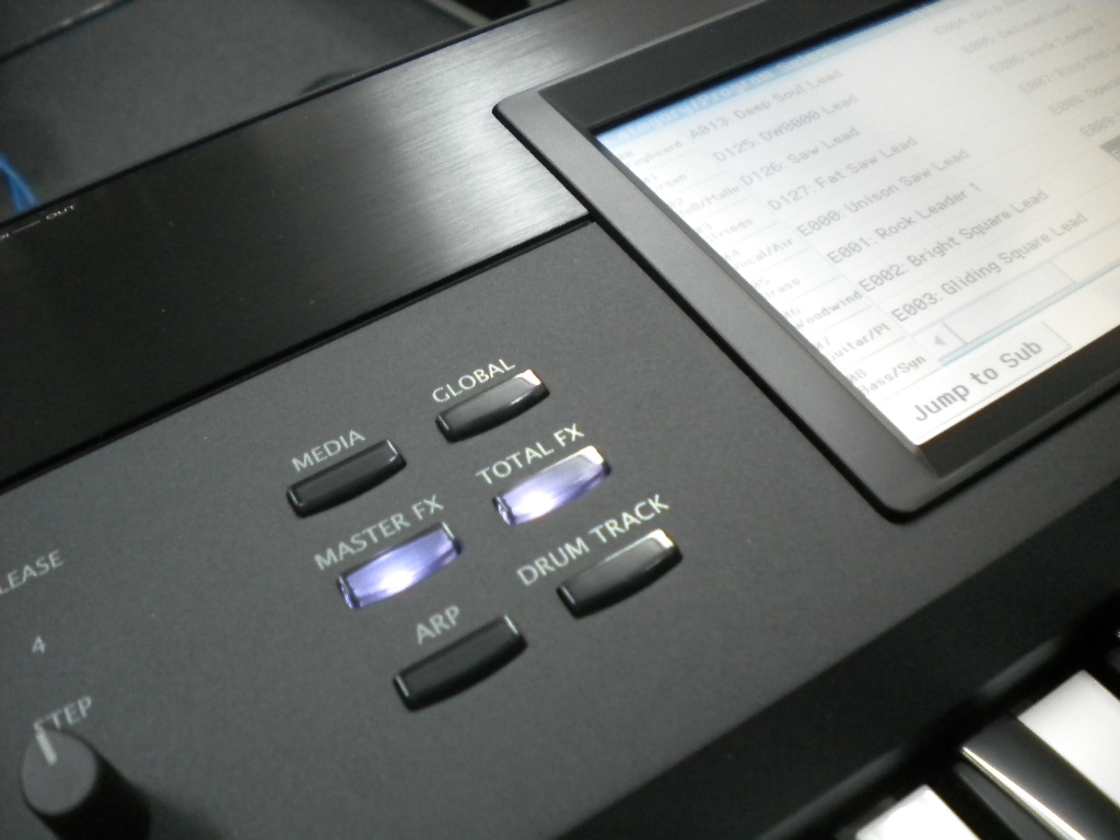 KORG シンセサイザー　モデル KROME-73 フットペダル　取扱説明書 KORG シンセサイザー モデル KROME-73 フットペダル 取扱説明書