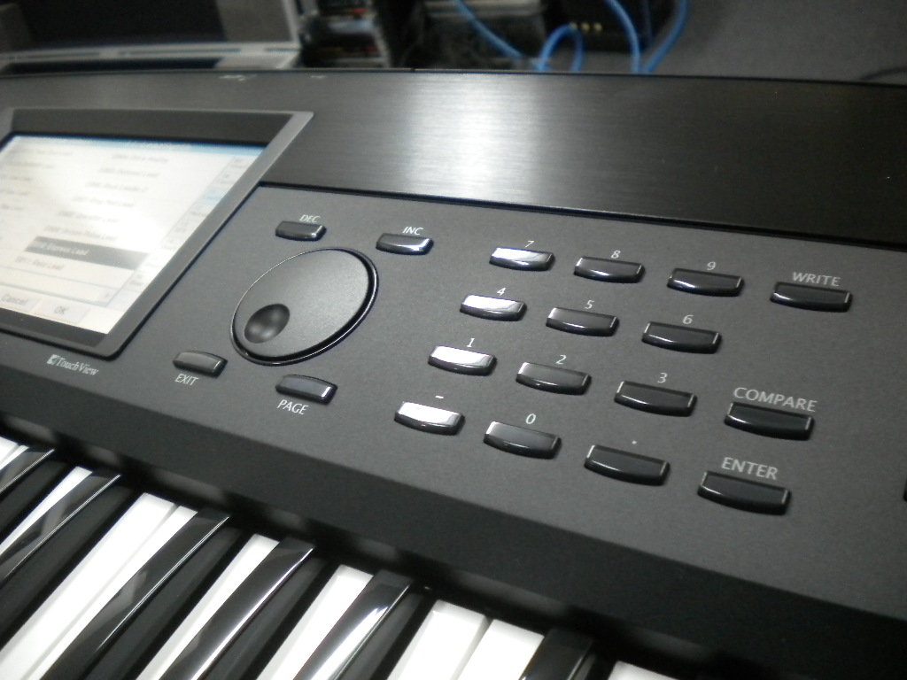 KORG シンセサイザー　モデル KROME-73 フットペダル　取扱説明書 KORG シンセサイザー モデル KROME-73 フットペダル 取扱説明書
