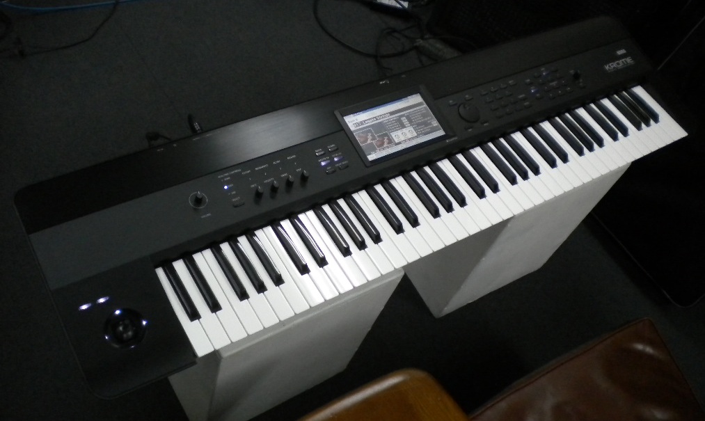 KORG KROME-73試奏記_a0060052_1691356.jpg