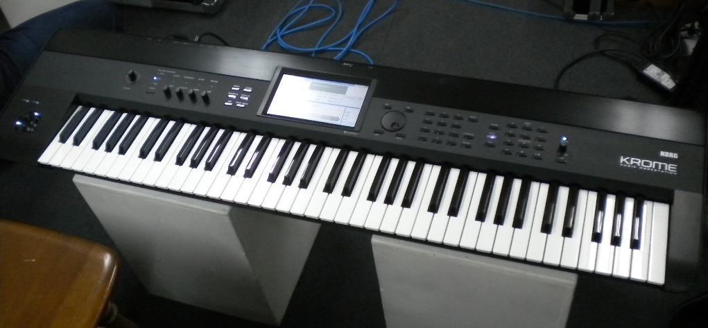 KORG KROME-73試奏記_a0060052_1694295.jpg