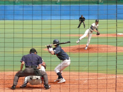 東洋大対拓殖大　４月９日　東都大学野球２部_b0166128_13135634.jpg