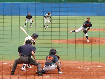 東洋大対拓殖大　４月９日　東都大学野球２部_b0166128_1325452.jpg