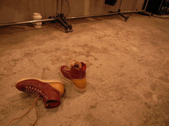 \"With these new boots of mine, I hope to knock them dead.\"ってこんなこと。_c0140560_11103144.jpg