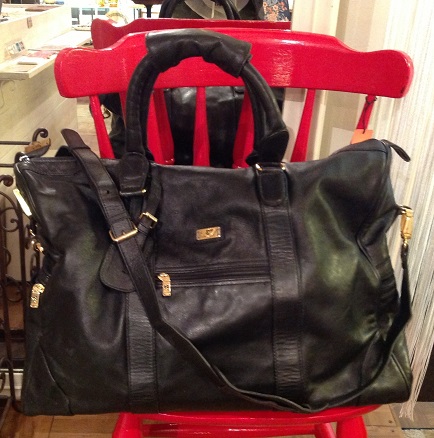 USED本革バッグ、いろいろ入荷!!★原宿店★_a0096367_1835492.jpg