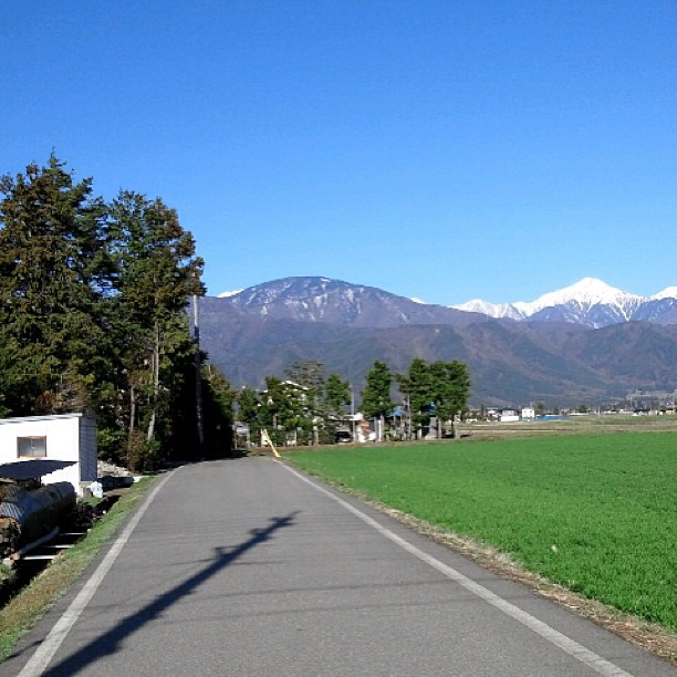 安曇野三郷の通学路_b0024611_21284329.jpg