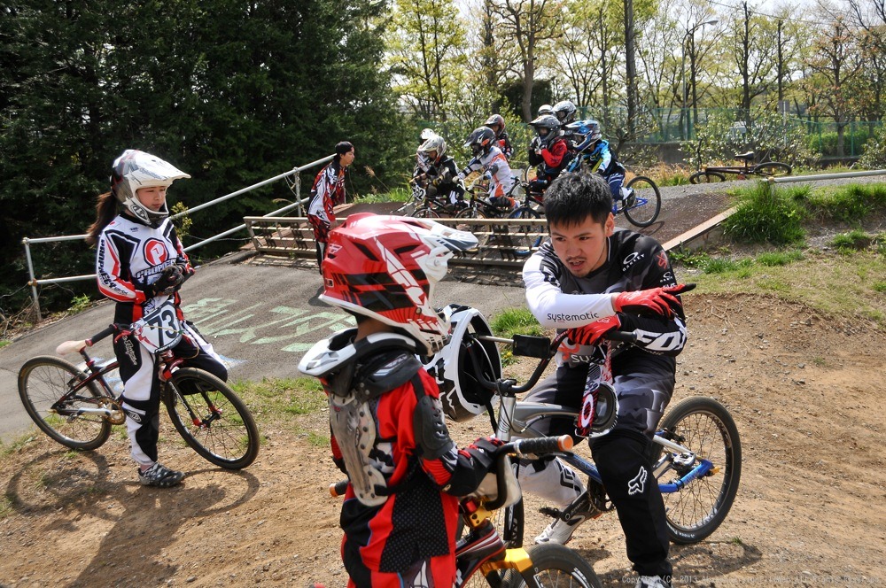 4月14日緑山コース開放日の風景VOL1：Systematic BMX中級者講習会_b0065730_2252415.jpg