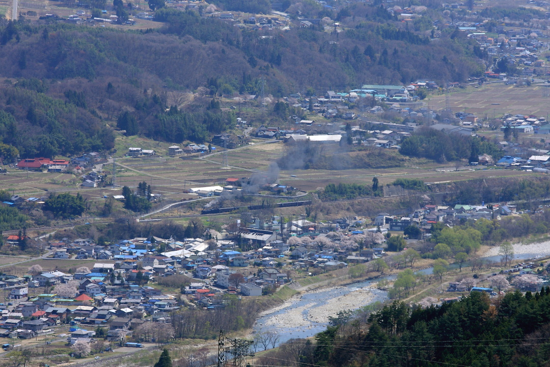 利根川と桜と新緑 - 2013年桜・上越線 - _b0190710_22474972.jpg