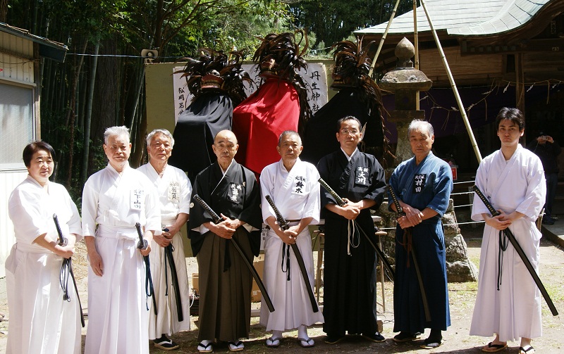 丹生神社の棒ささら　高萩市_b0183886_9344985.jpg