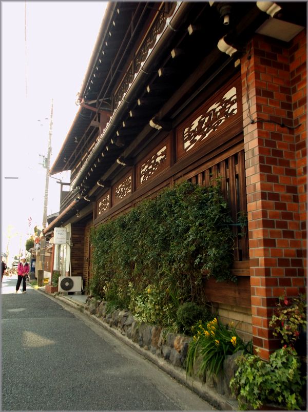 「京阪電車・橋本駅･･･職人の技の残る町の風景」_d0133024_9212315.jpg