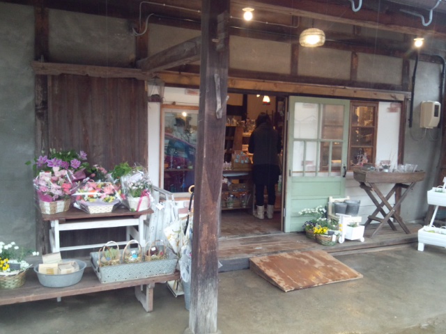 zakka shop 春*春　初参加です！_b0177130_20463973.jpg