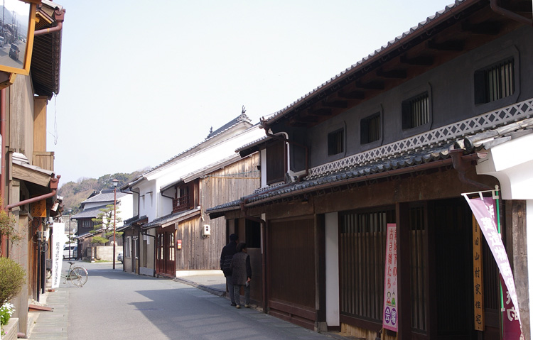 蔀戸とくぐり戸_f0130879_23484792.jpg