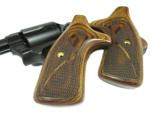 アルタモント S&W Jフレーム用 木製グリップ チェッカー
