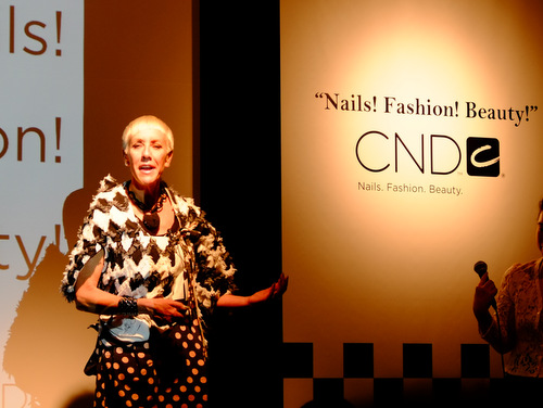 「渋谷ヒカリエ CNDシェラックイベント 春のカラー」_a0000029_0371387.jpg