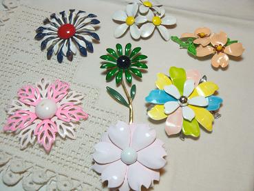 1950\'s-60\'s vintage brooch FLOWER /ヴィンテージ ブローチ お花 フラワー☆_f0197946_1935348.jpg