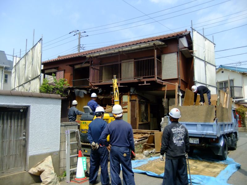 津田沼の家 解体工事 泥中之蓮 Ben Yoshikawa