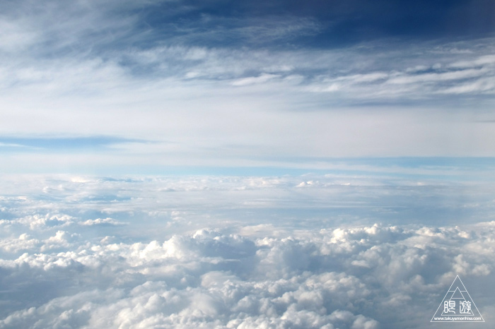 174 空 ~雲の隙間からのぞく山々~_c0211532_1553760.jpg