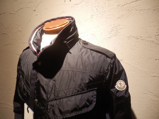 MONCLERライトブルゾン追加入荷~!_d0165136_188271.jpg