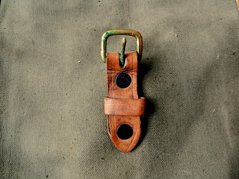 Bulgarian army M37 map case_f0226051_1238767.jpg