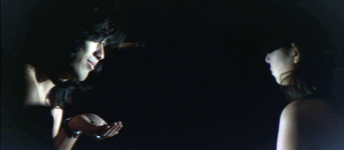 秋吉久美子（あきよし・くみこ）「炎の肖像」（1974）《オマケ》_e0042361_2252852.jpg