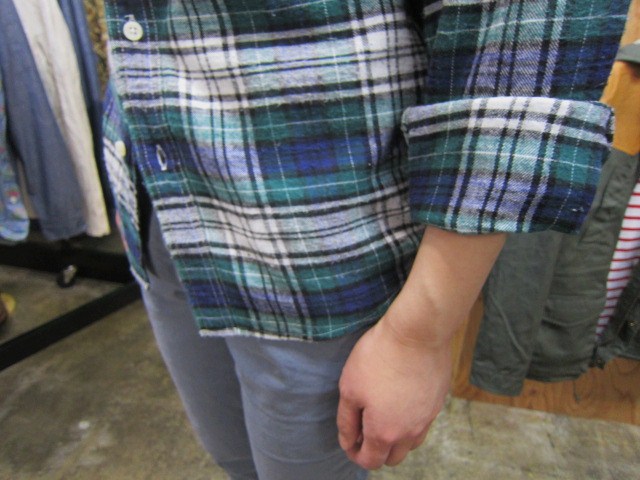 初夏に相応しい1枚♪ LINEN (麻) WORK SHIRTS ・・・ By Kato BASIC_d0152280_1164156.jpg