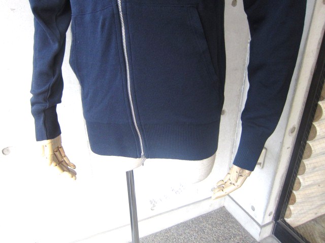 今時期に気分♪♪♪ Le Troyes ・・・ Light KNITTING ZIP PARKA!★!_d0152280_21431616.jpg
