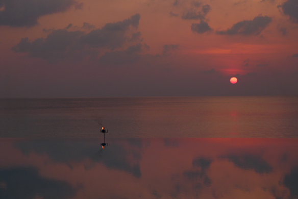 Dusit Thani Maldives デュシタニ・モルディブ 2013 - 18　夕方まったり_c0147790_20524234.jpg