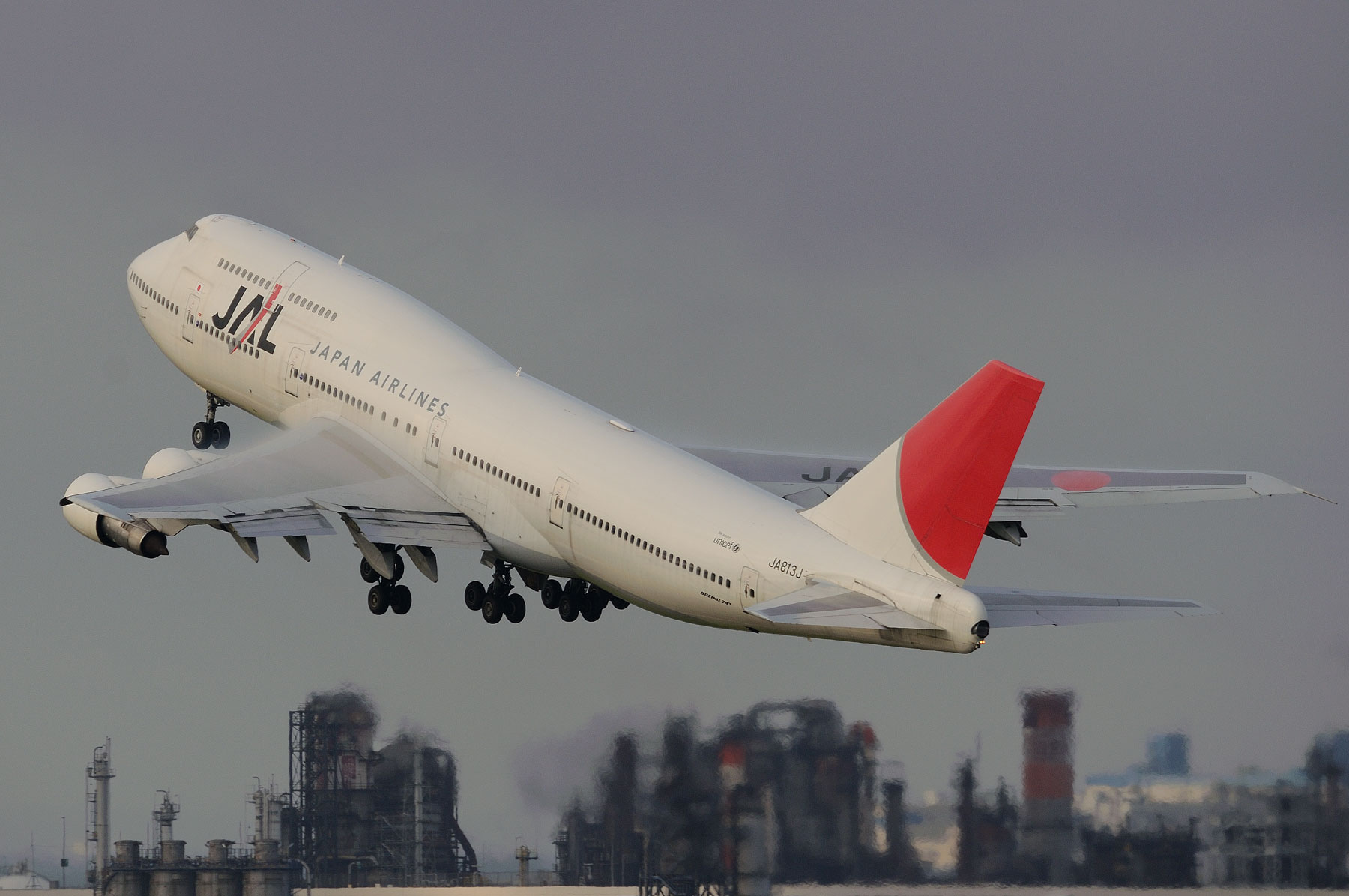 ボーイング747JAL日本航空 懐かしのJAL 747 - 雪の新千歳空港 / Japan Airlines Boeing 747