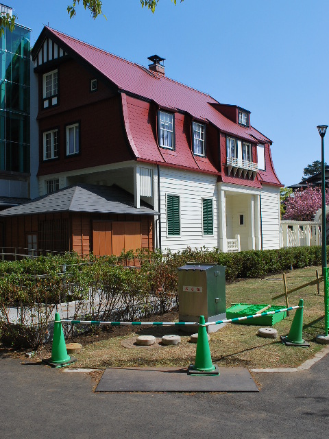 江戸東京たてもの園、デ・ラランデ邸(明治モダン邸宅探訪)その2_f0142606_0375856.jpg