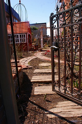 f0170524_1644858.jpg