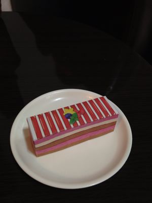 ケーキいかがですか^_^_c0270338_21232547.jpg