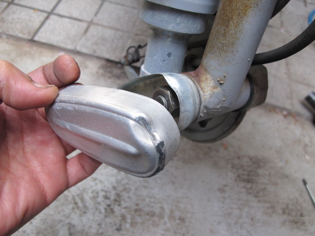 ガソリンの揺れかた_c0060469_2274696.jpg